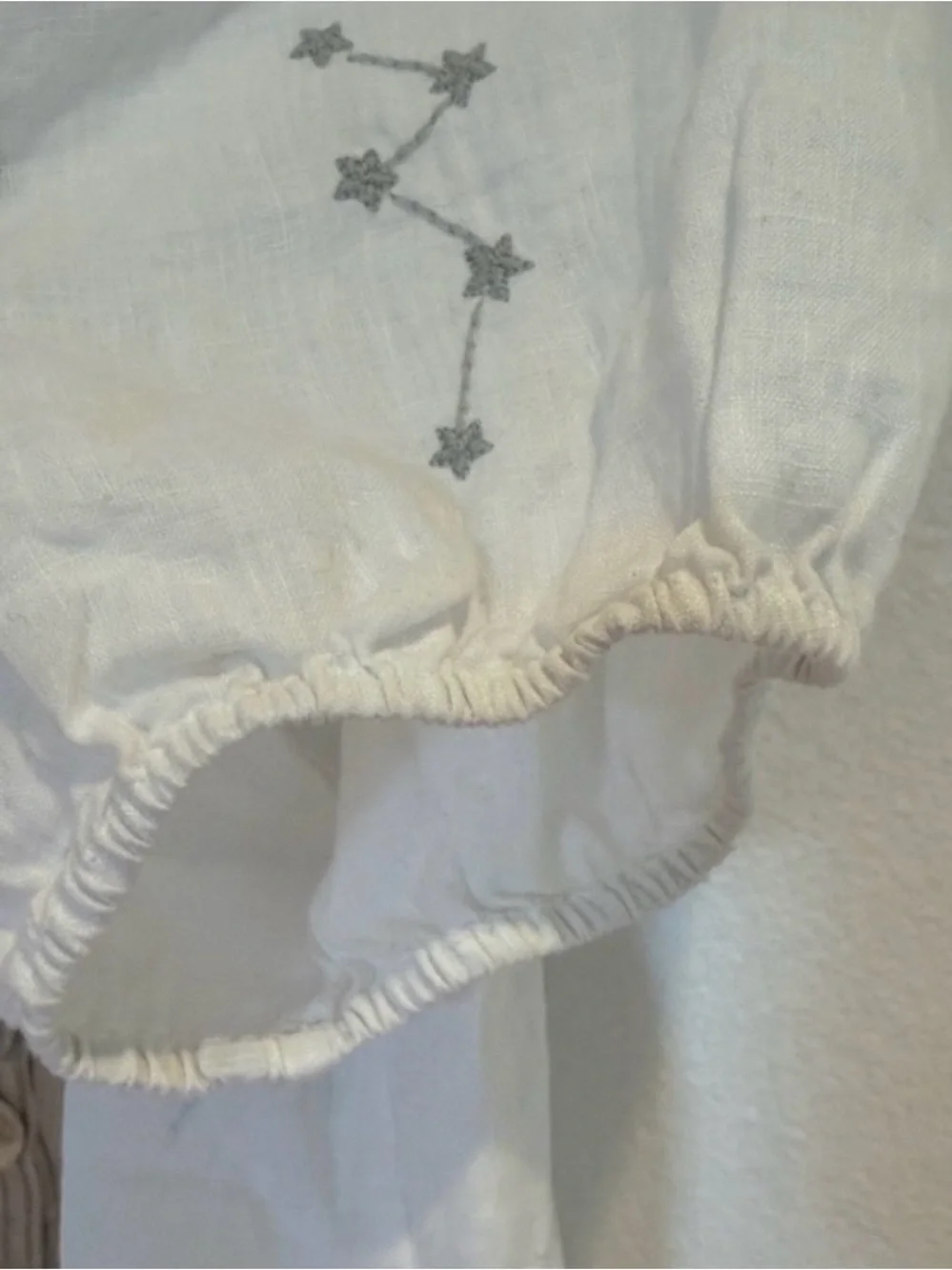 Johnny Was CUTE and FUN Embroidered Button-Front Top in 💯 Cotton!
